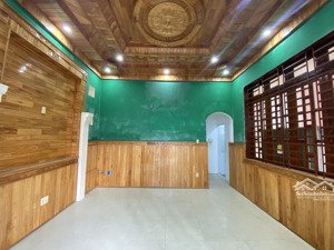 duy nhất 1 căn 56m hxh linh tây thủ đức chỉ hơn 4đ