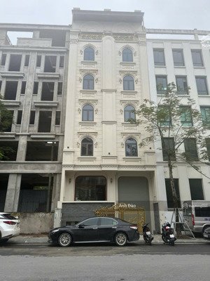 cho thuê tòa nhà mt phổ quang tân bình