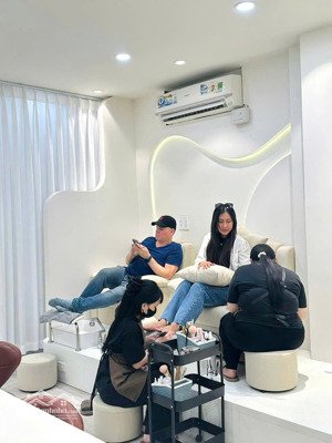 cho thuê mặt bằng mặt tiền đường nguyễn bỉnh khiêm - góc lê duẩn quận 1