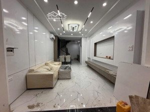 bán nhà riêng hoàng hoa thám - ba đình - dt 35.5m2 - 5 tầng - cách phố 150m - 10.x tỷ