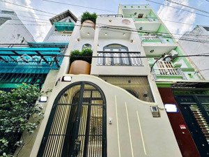 gần vạn hạnh mall. căn 50m² sư vạn hạnh xây 1 trệt 3 lầu. hẻm 4m, sổ sẵn hoàn công