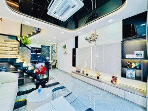 bán nhà hẻm vip 468 nguyễn tri phương phường 9 quận 10, dt: 3.6x15m, nh 6m, cn 62m2, giá 10.7 tỷ