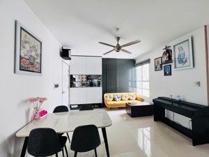 bán căn 62m2 full nội thất thiết kế đẹp + giá bán k phát sinh 2,550 tỷ + có hỗ trợ vay, lh hương