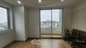 cần bán chung cư an dương vương - 8.3 t