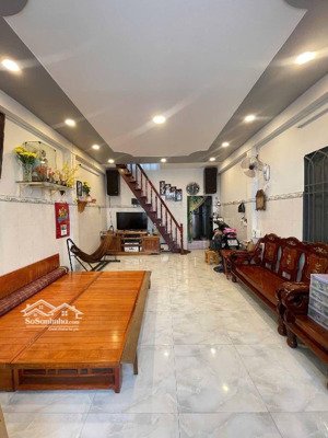 nhà 2 tầng 4x10 gần aeon tân phú - hẻm thông kinh doanh đỉnh- giá tốt chốt nhanh.