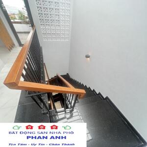 Tìm nhà phố Thủ Đức: Đừng để "hẻm cụt" làm khó mình! 2 mặt tiền hẻm xe hơi Trường Thọ, 3 tầng 3 pn. Chỉ 7 tỷ.n