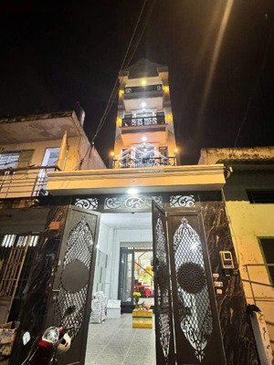 hẻm 7m 1 trục thông- lê văn quới 5 tầng mới toanh sổ vuông chủ gấp bán. 8.15 tỷ tl chính chủ