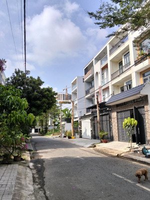 mặt tiền trịnh quang nghị kdc phú lợi - 4 tầng btct - dt 5 x 22 - chỉ 8 tỷ 8 - đường bàn cờ xây đẹp