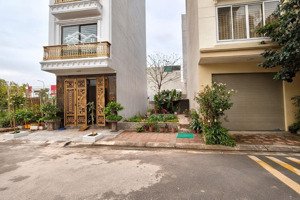 bán đất tái định cư giang biên, 100m2, 13.9 tỷ, phân lô, vỉa hè, ô tô tránh, kinh doanh