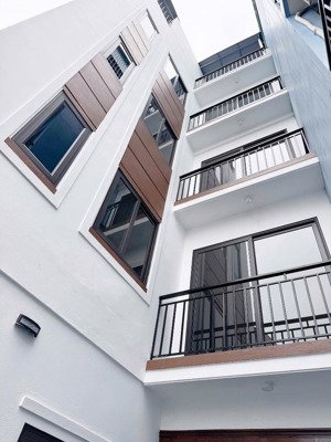 nhà dân xây 5 tầng - 6pn tại phường long biên - gần aeon long biên, cầu vĩnh tuy - 56.6m2 - 8.6 tỷ