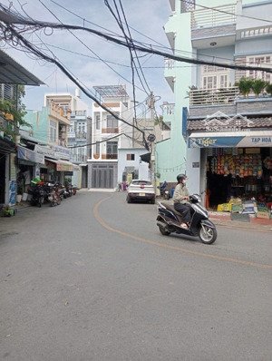 nhà diện tích khủng ngang 9m - lê văn khương - phù hợp xây căn hộ dịch vụ - dòng tiền tốt