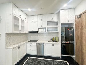 chính chủ gửi bán căn họp 2pn 2wc 65m2 đủ đồ view hồ thiên nga toà r1 onsen ecopark