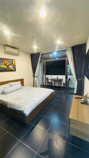 căn hộ 1pn 50m2 ban công ngay nguyễn bỉnh khiêm quận 1, gần chợ tân định, di chuyển nhanh sang bt