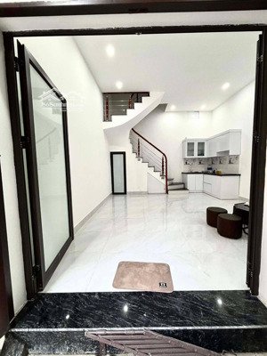 bán nhà văn chương, 2 thoáng vĩnh viễn, mặt tiền bề thế, 35m2, nói không quy hoạch, nhỉnh 7tỷ