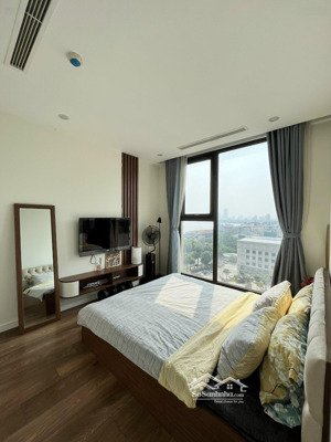 chính chủ bán gấp căn hộ 1n + full nội thất công năng như 2 phòng ngủ vinhomes ocean park 1