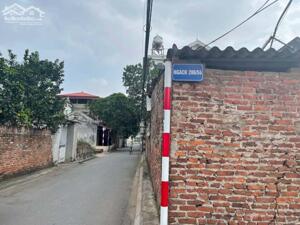 Bán 46m2 đất Sen Hồ Lệ Chi oto thông giá nhỉnh 2 tỷ