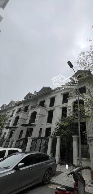 bán biệt thự liền kề, võ chí công, lô góc, dt145m, mt9m, 65 tỷ.