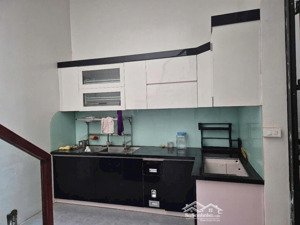 bán nhà 4 tầng mới đẹp vị trí kinh doanh đẹp
tại chùa hà - định trung - vĩnh yên - vĩnh phúc - di