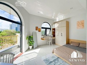 căn hộ ban công full nt mới 100% ngay chợ bà chiểu, gần ngã tư hàng xanh