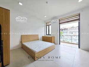 cho thuê căn hộ studio tách bếp ngay cầu kênh tẻ - gần trung tâm quận 1