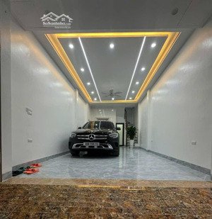 bán nhà kim giang - đại kim, 40m2 7tầng, thang máy nhập, ô tô đỗ cửa kinh doanh, 14.3 tỷ (ctl).