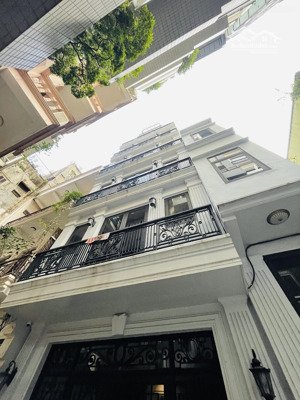 bán tòa nhà căn hộ 9 tầng - dt 115m2 -mt 7.2m sát phố trần hưng đạo hoàn kiếm . giá 6x tỷ