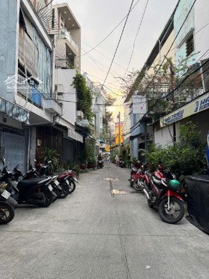 chdv, lê hồng phong, 5tang,33m2, ngay ngã 7,nhỉnh 7đ