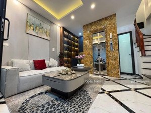 phải thật nhanh! nhà đội cấn, ngõ thông, gần ô tô, nhà mới 6t, thang máy, dt 48m, 4pn