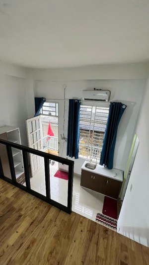 phòng gác cao - thoáng mát - vị trí thuận tiện gần cvpm - trường gtvt - ldxh