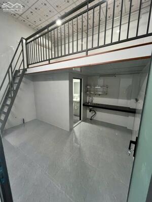 Phòng trọ mới 100% có nội thất gần Cđ FPT