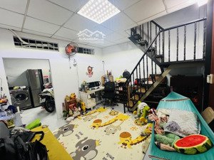 bán nhà gần đại học hutech, ngã tư hàng xanh, bình thạnh, 28m2, 3,59 tỷ