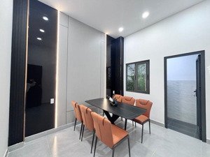 bán nr tại thị trấn nhà bè, 6,99 tỷ, 114m2, 7pn, 5wc, giá ưu đãi đẹp xuất sắc