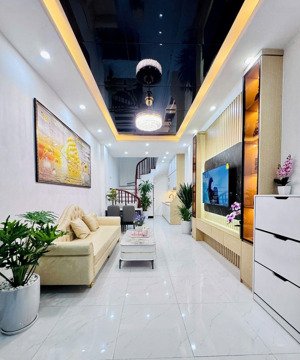 nhà mới , ngõ rộng, thoáng - ô tô đỗ cửa chỉ 20m ra đường 25m, sát vinolympic khu a