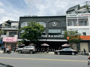 khuôn đất lớn 21x33m. 677m2 đất. nguyễn thị diệu.p.6-q3. hđt: 360tr/th. ctxd hấm 10 tầng . 300 tỷ