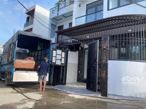 bạn đang tìm nhà mới hẻm ô tô phước long nam nha trang giá dưới 5 tỷ, đây là một lựa chọn rất đáng