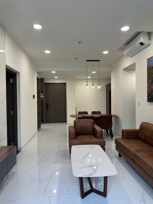 thuê ngay diamond centery 2pn/ thuê ngay diamond centery 2pn/ nhà mới bàn giao