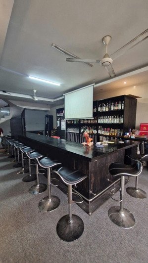 bán nhà mặt phố kim mã thượng, ngay ngã 3 giao linh lang. 3 mặt thoáng, bên phải giáp cơ quan q