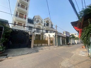 siêu phẩm 5 tầng. 4pn. tặng full nội thất. hxh. tại huỳnh văn nghệ. f12. gò vấp