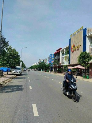 bán đất tại d2d, thống nhất, biên hòa, đồng nai, 16,5 tỷ, 180m2, giá siêu hời
