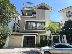 chính chủ gửi bán biệt thự mặt phố thọ tháp khu đô thị dịch vọng - giá đầu tư rẻ nhất khu vực