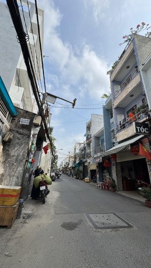 cho thuê nhà hẻm 208 đường số 5, 4x16m, 1 lửng 2 lầu, giá 15.5 triệu