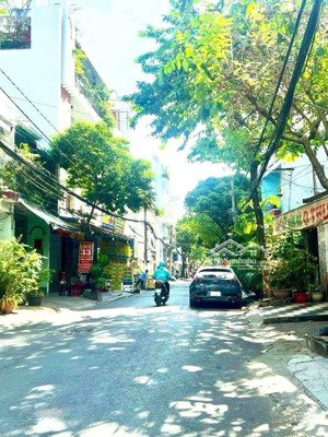 mặt tiền bàu cát 1 dt:4x19 trệt 3 lầu st xuất cảnh cần bán gấp vị trí cực kỳ sung