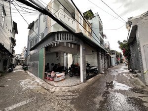 căn góc kinh doanh. hẻm thông oto ngủ trong nhà. 5,5 m x 12m. 3 tầng. phú thuận quận 7.