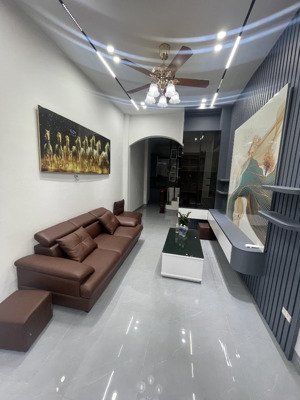 hiếm tây mỗ !! 33m2*5tầng* oto đỗ cửa giá chỉ hơn 6 tỉ có thương lượng