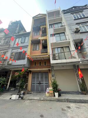 Bán nhà mặt phố Trần Đăng Ninh, kinh doanh buôn bán tốt, DT 55M2 5T giá 18 tỷ LH 0942.193.386