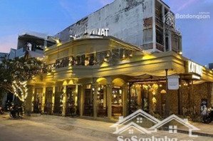 cho thuê nhà mặt phố hai bà trưng, mặt tiền 7m, dt 125m2, view hot giá đẹp