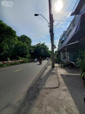 Cho thuê nhà mặt tiền đường Tô Hiệu, P. Tân Thới Hòa, Tân Phú