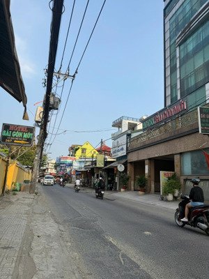 diện tích khủng 6.8x21 sử dụng, cn 5.45x16 - nhà 3 tầng mặt tiền nguyễn văn khối, p11 - 10.85 tỷ