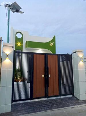 Nhà mới xây dựng Tân Mỹ Chánh đường oto Tp Mỹ Tho