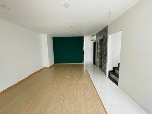 1 trệt 1 lửng 1 lầu, shophouse đinh thị thi kđt vạn phúc, giá tốt nhất hiện nay, khu vực sầm uất